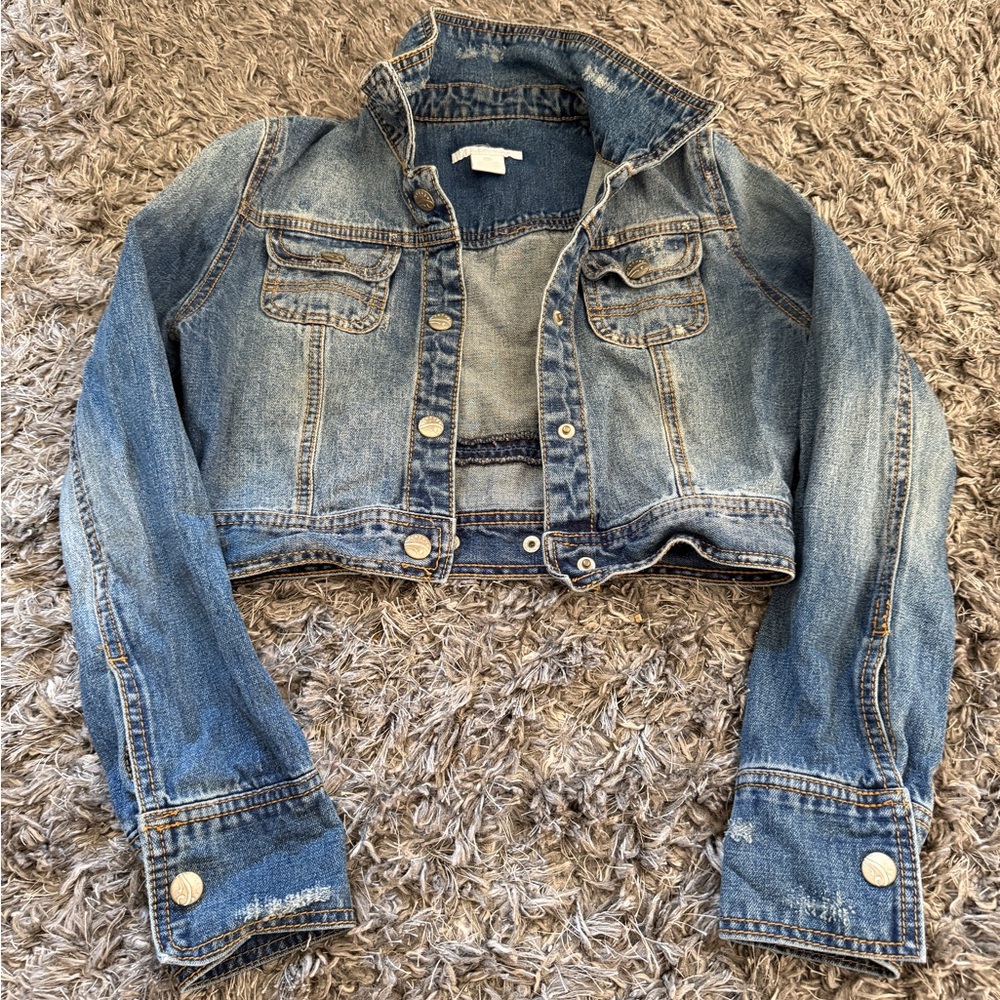 Cropped Blue Denim Jacket